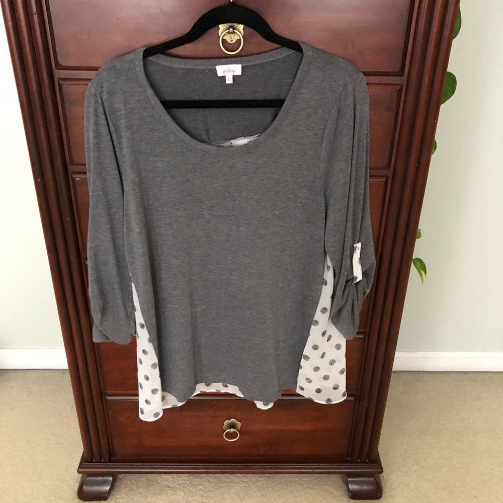 Soft roll sleeve blouse